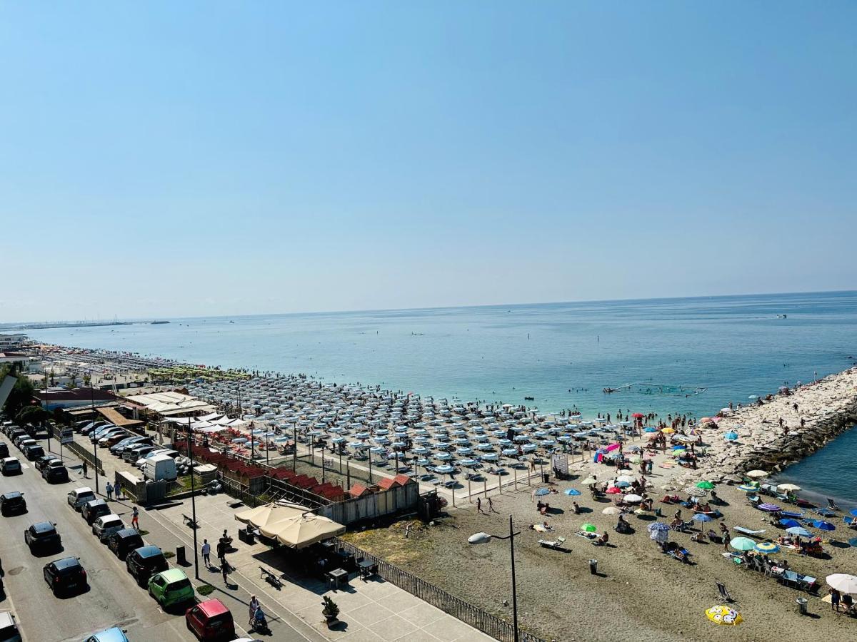 Blumare Arthouse Hotel Salerno Buitenkant foto