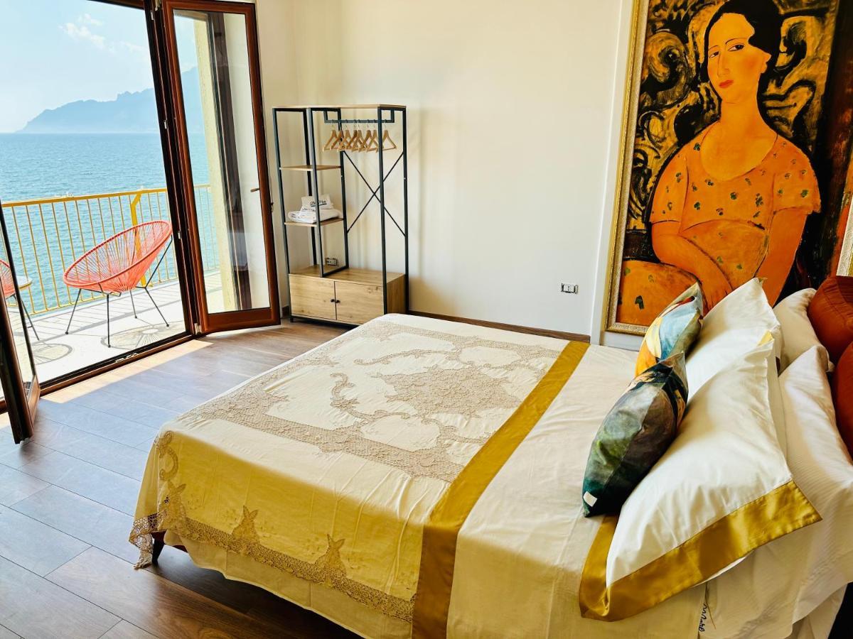 Blumare Arthouse Hotel Salerno Buitenkant foto